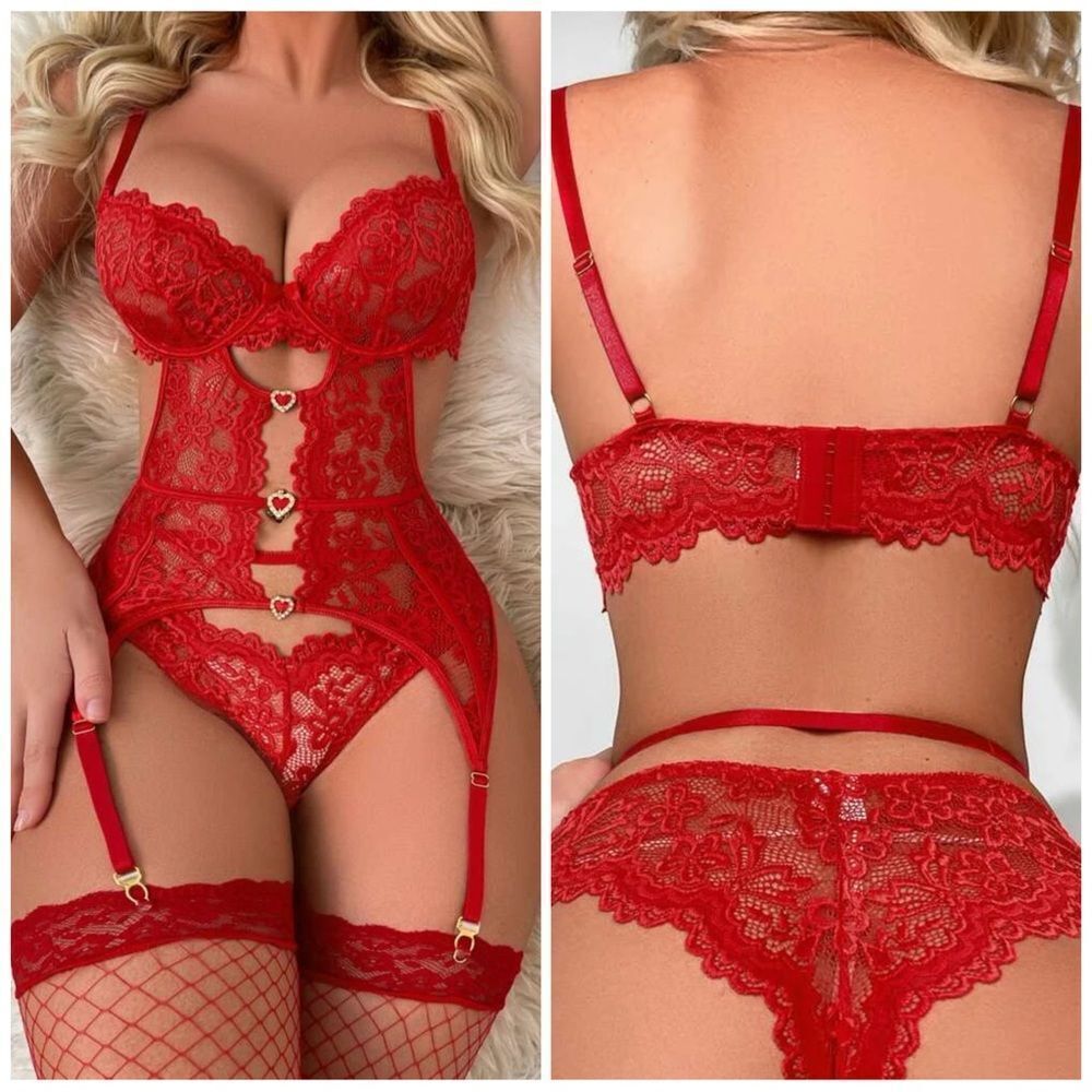 Lingerie ❤️ NEW 4pack Floral Lace Rhinestone Detail Underwire Lingerie Set